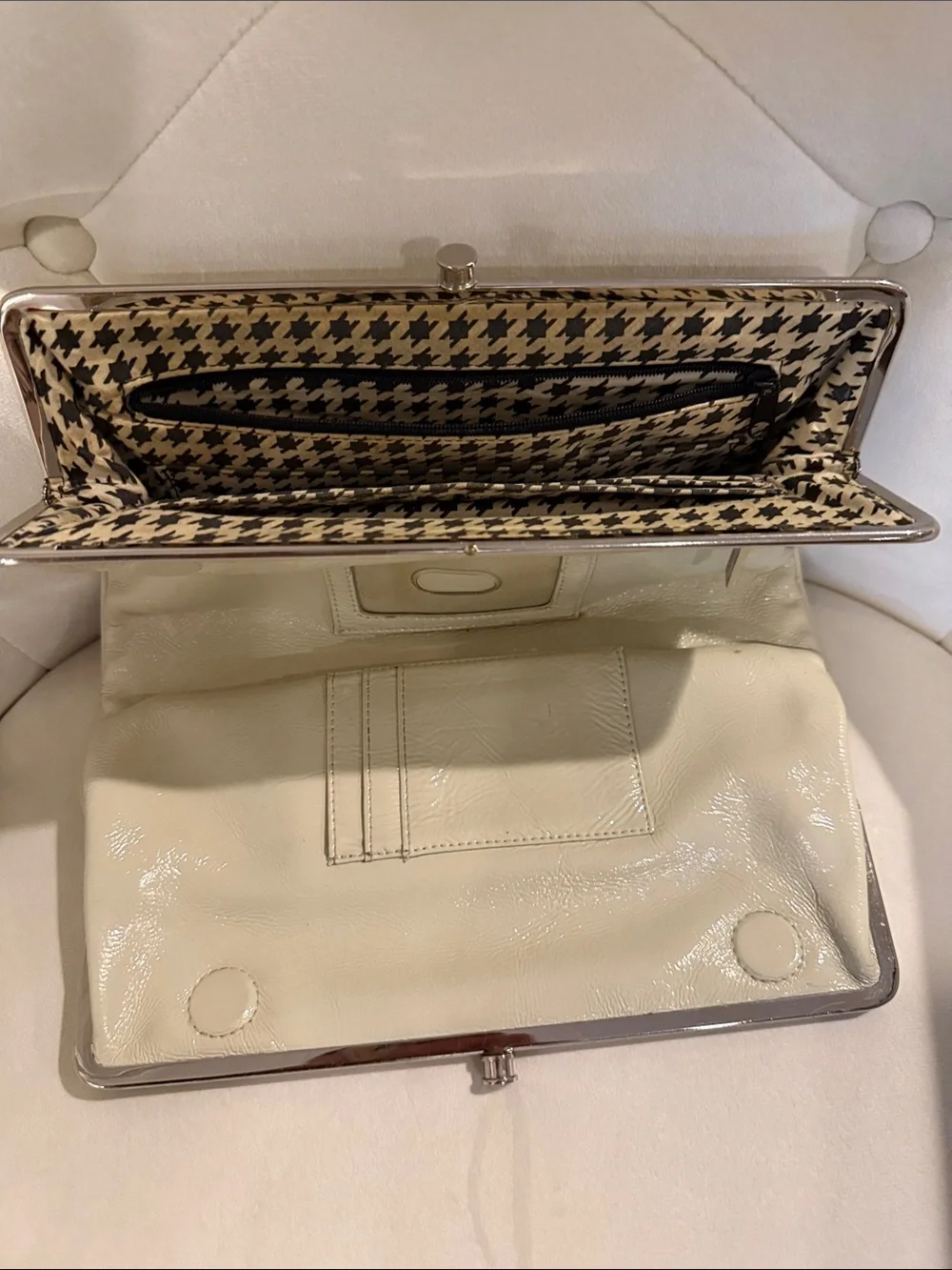 Elegant HONO Cream Patent Frame Clutch